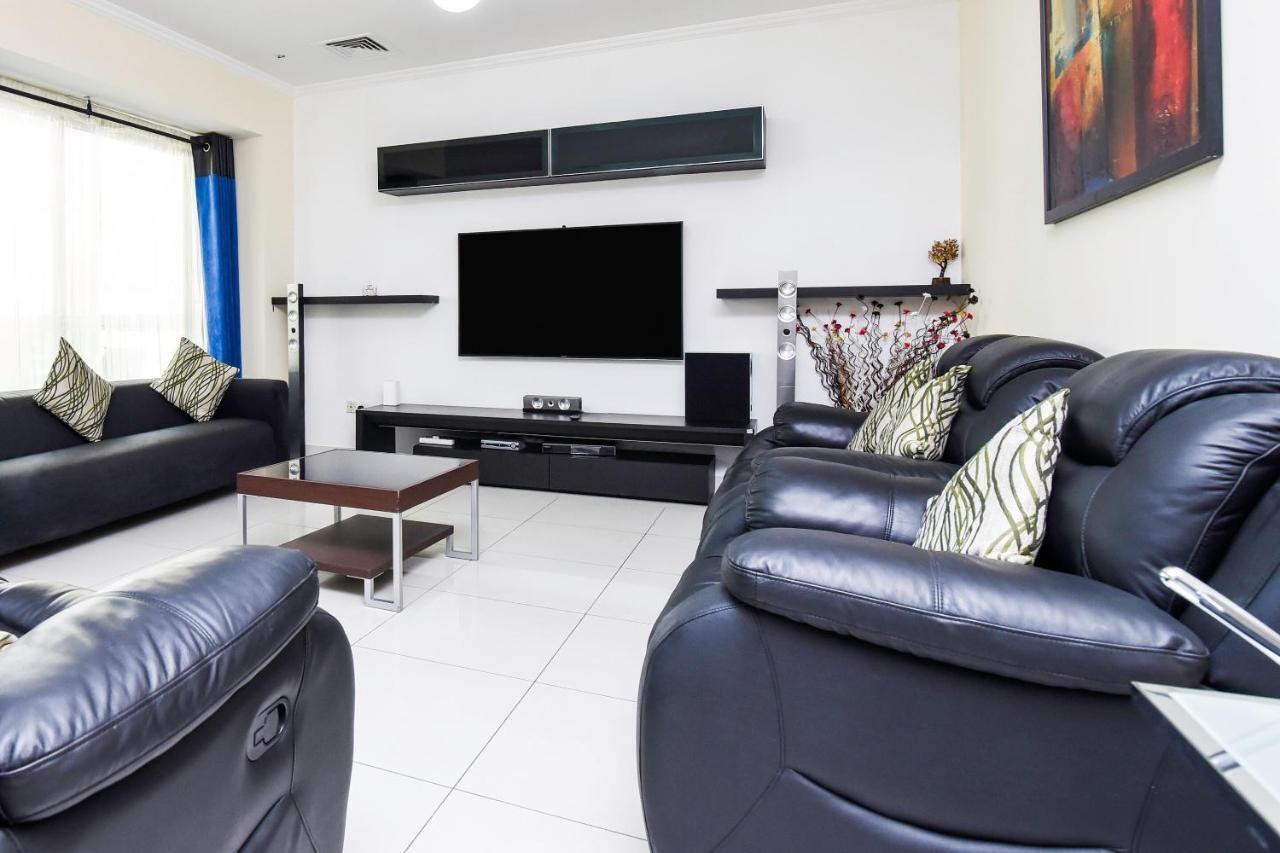 Oyo 164 2bhk View Apartment